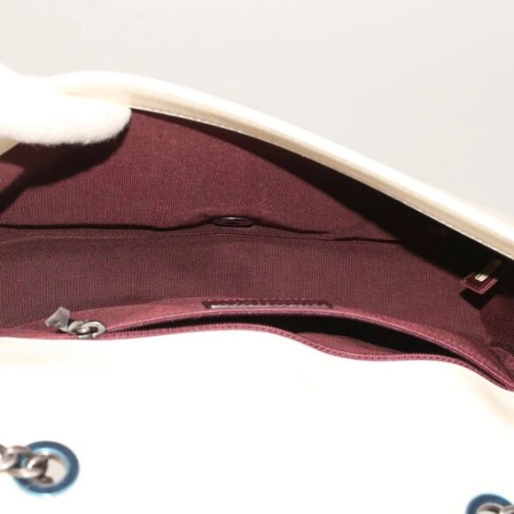 CHANEL Chevron x Matelasse Chain Shoulder Bag Lamb Skin White CC Auth 48469AV - Picture 9 of 16